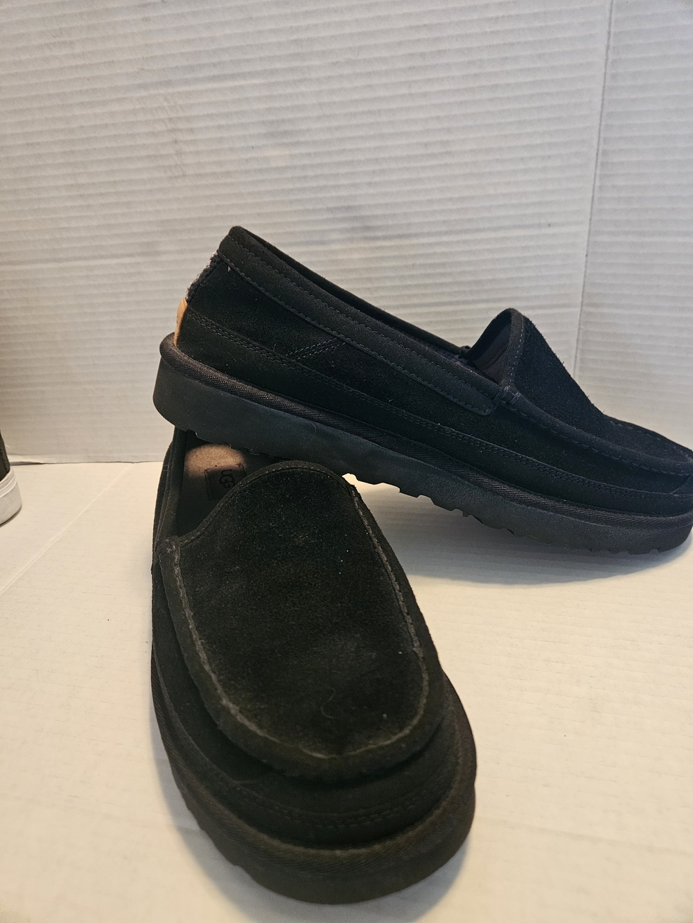 UGG Men's Black Suede Wool Insole Slip-On Slippers Size US 12